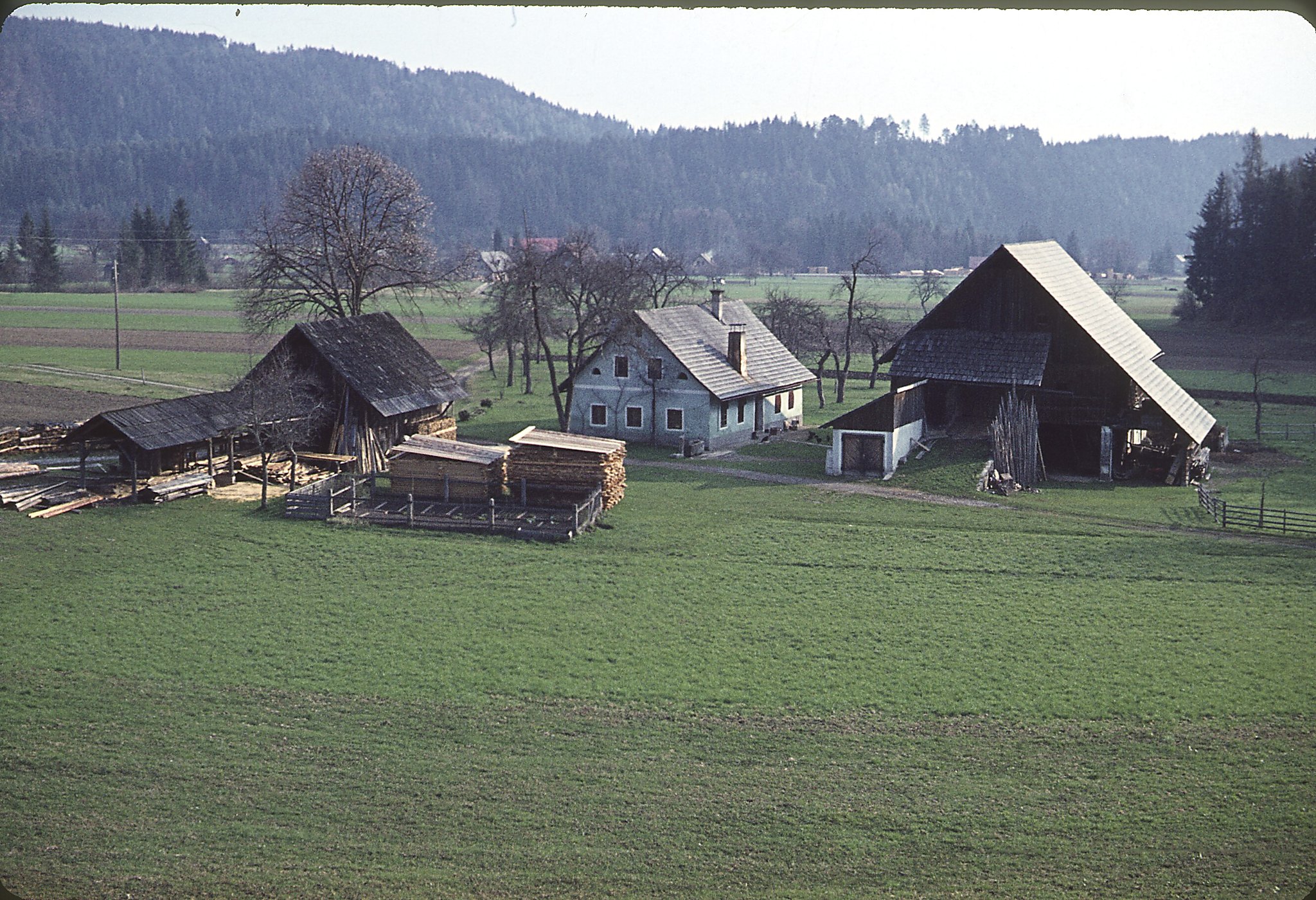 1964_05_F03_B00_Export.jpg