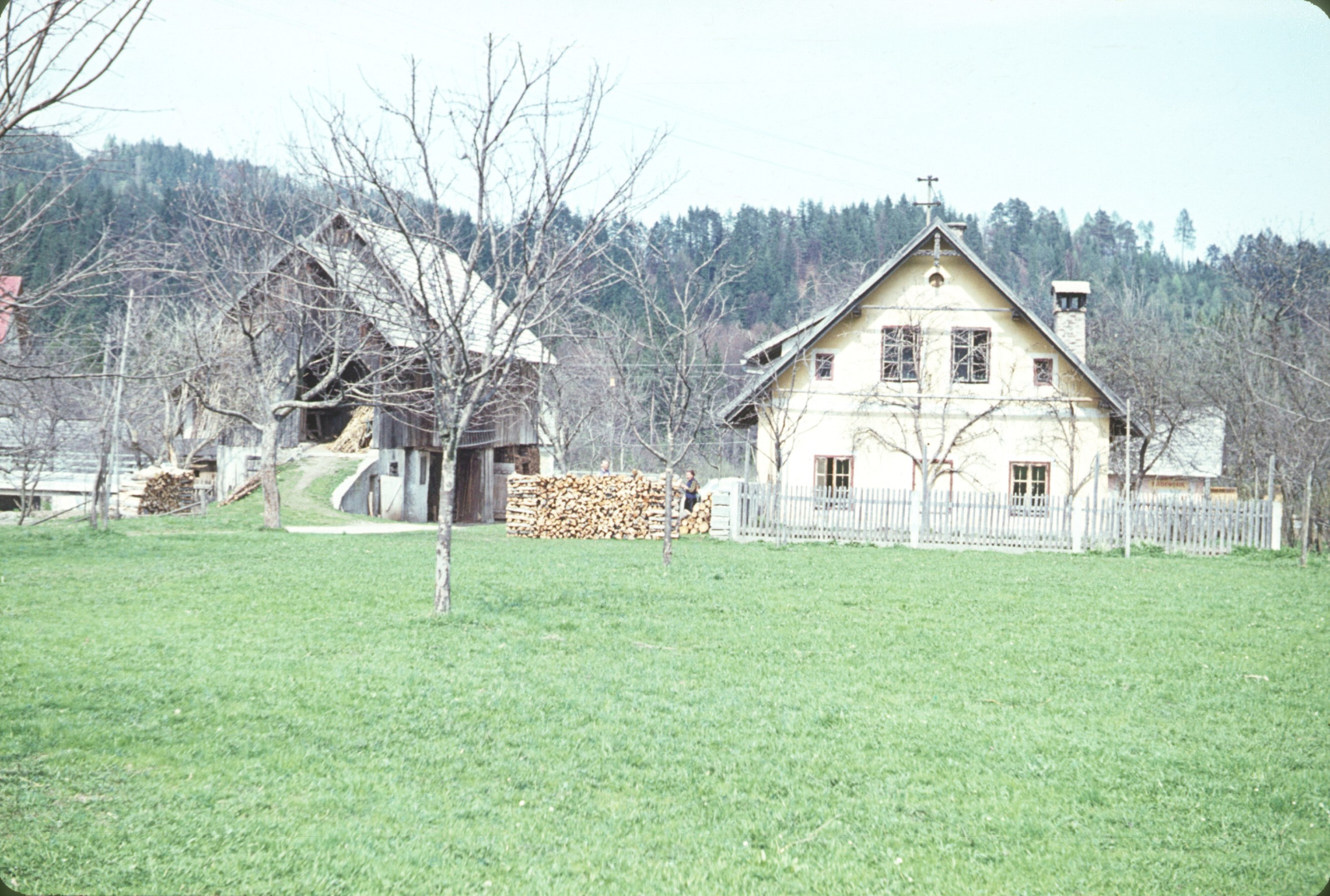1964_05_F24_B00.jpg