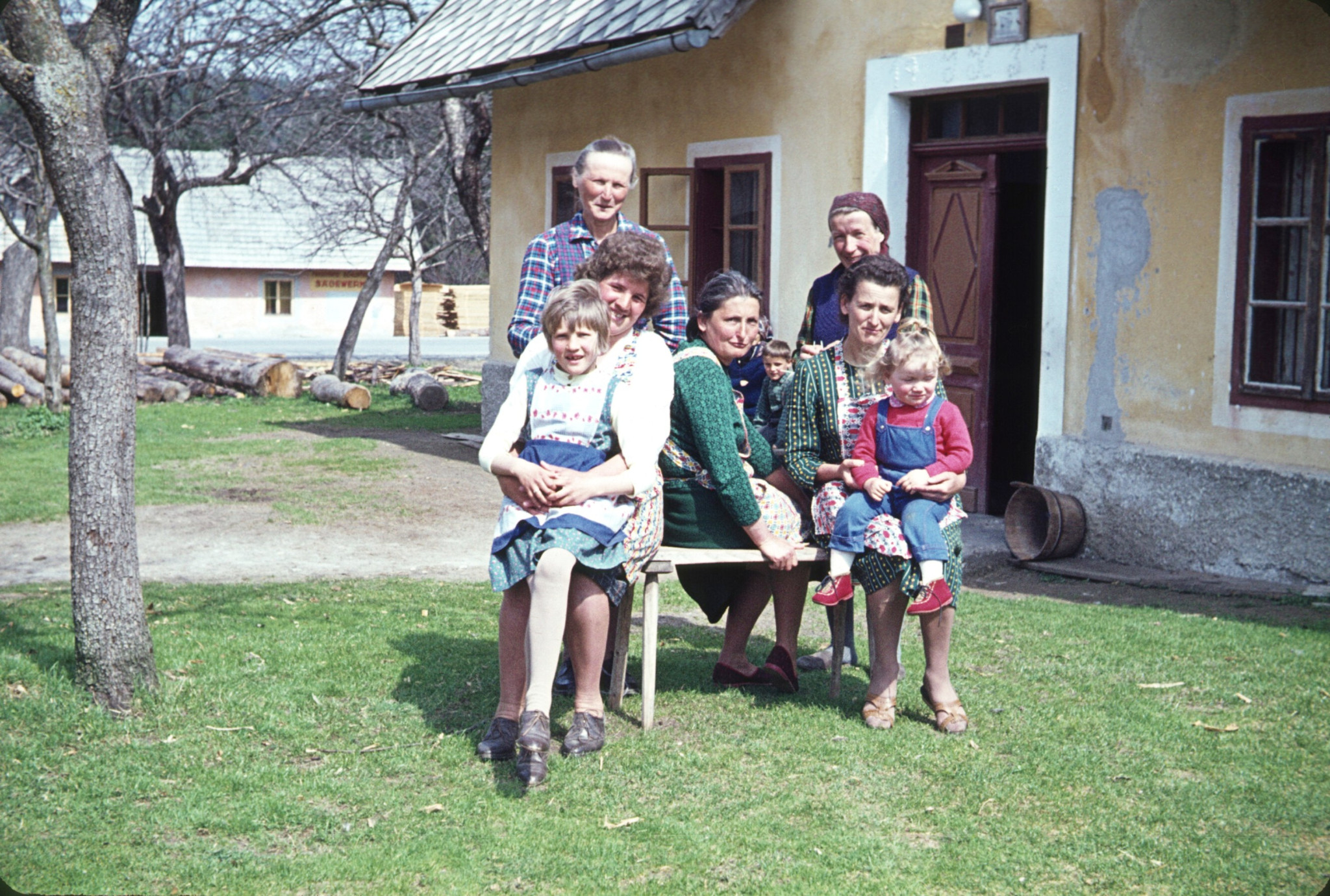 1964_05_F25_B00.jpg