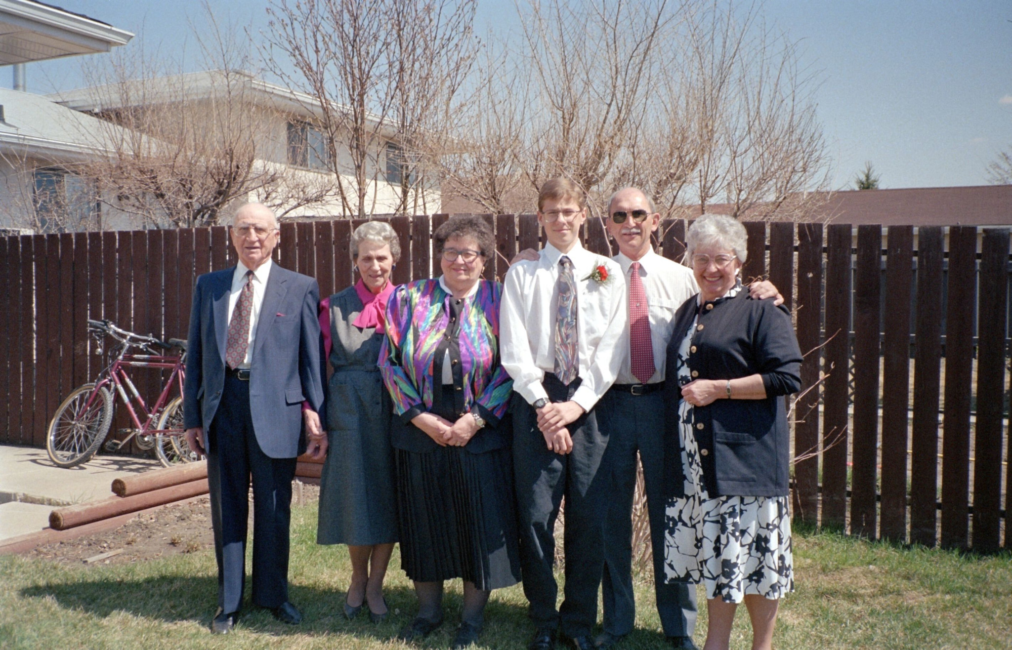 Color_F1159.jpg