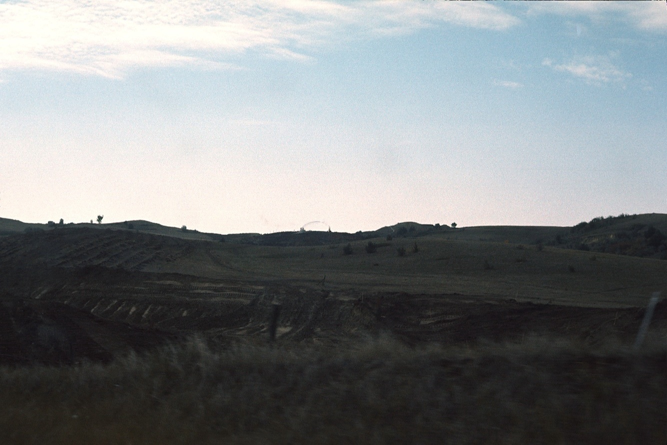 1977-09-R1-F10.jpg
