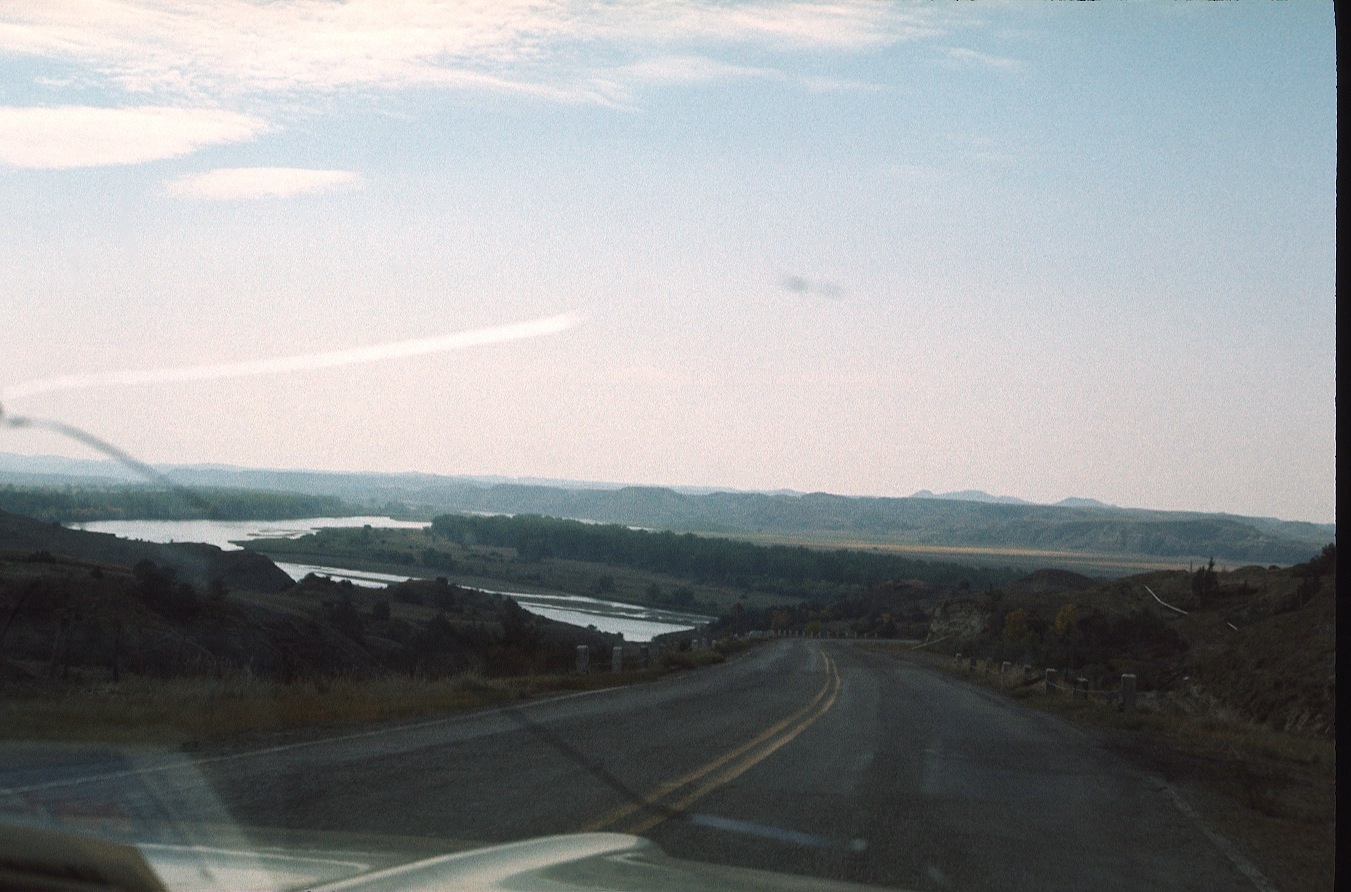 1977-09-R1-F11.jpg