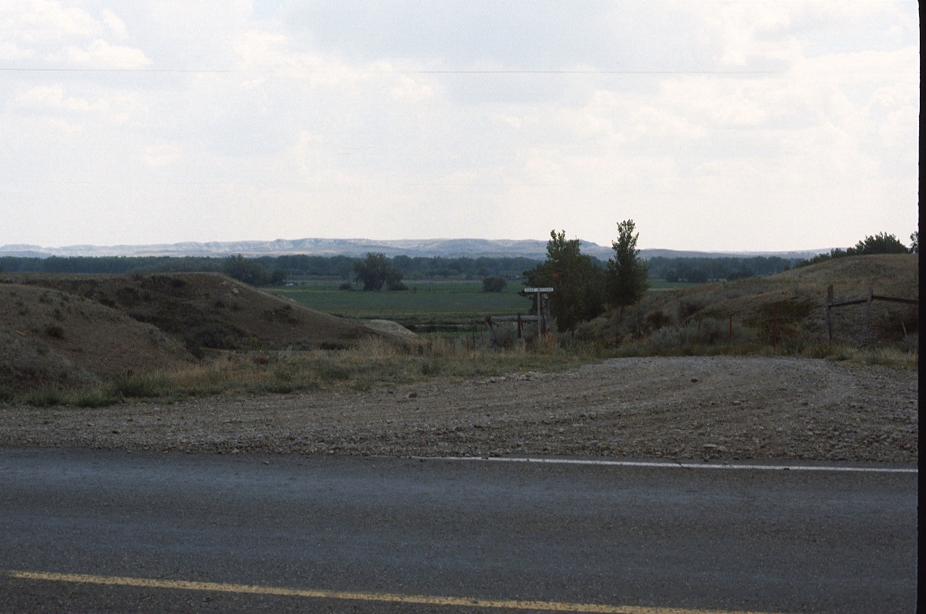 1977-09-R2-F3.jpg