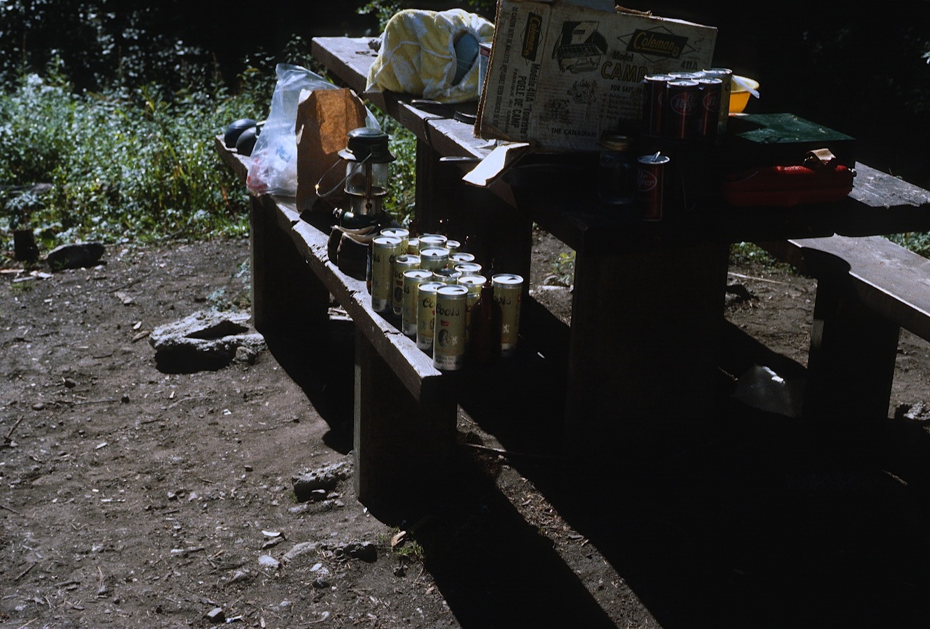 1977-09-R3-F17.jpg