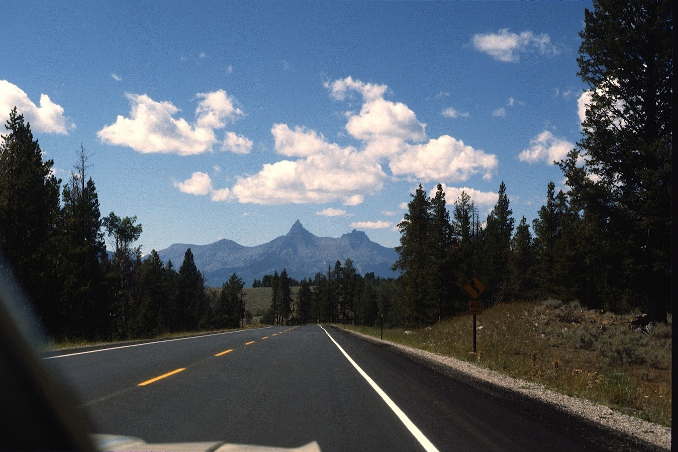 1977-09-R4-F15.jpg
