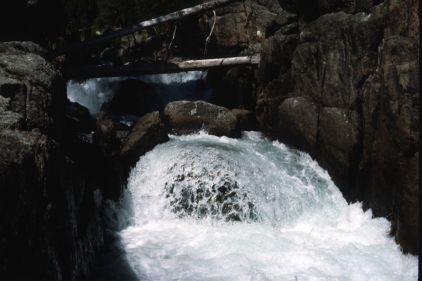 1977-09-R4-F21.jpg