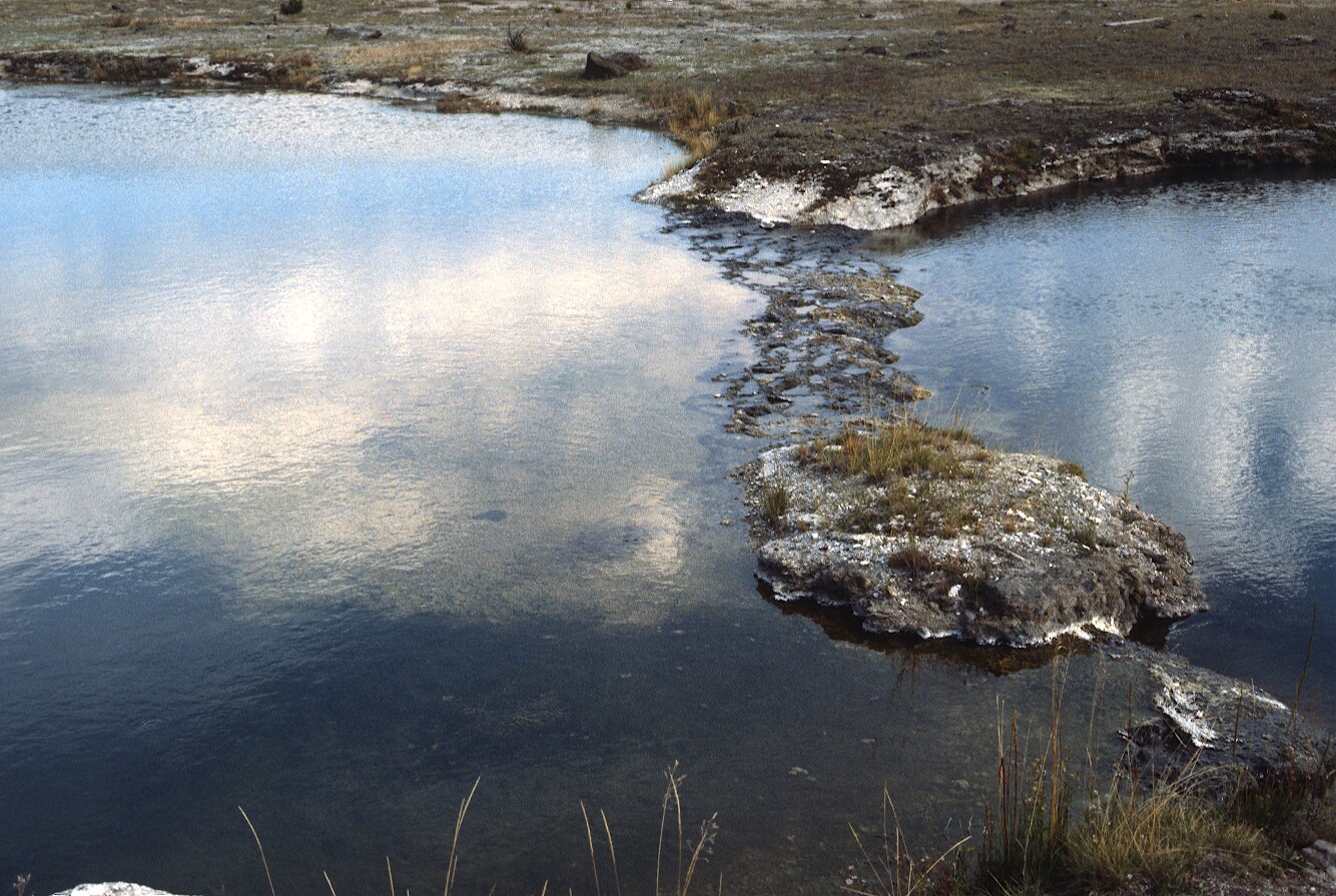 1977-09-R5-F27.jpg