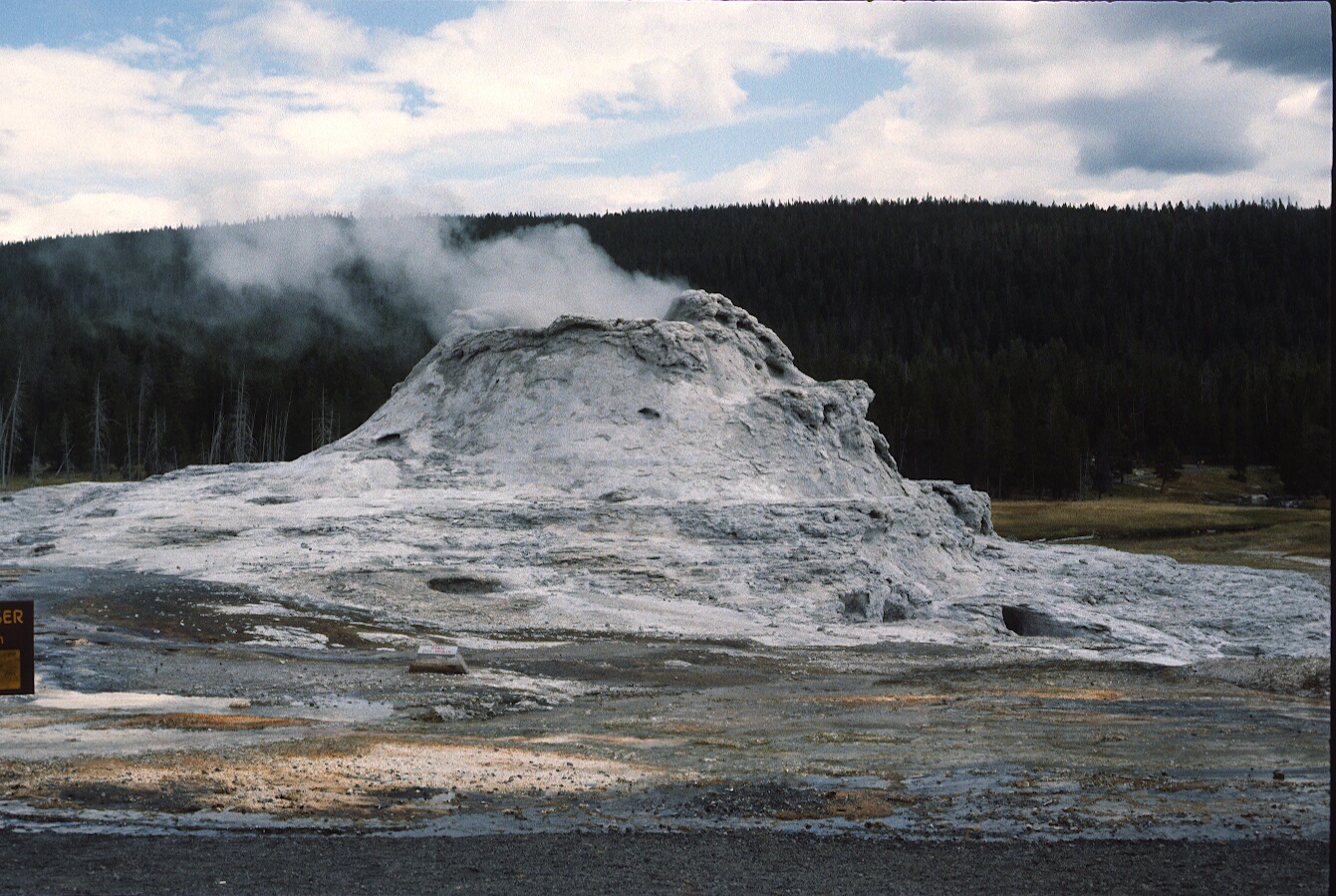 1977-09-R6-F2.jpg