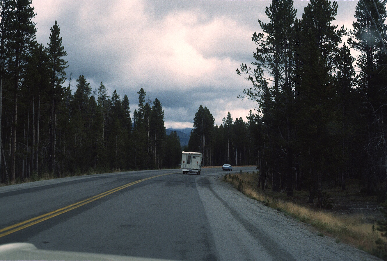1977-09-R6-F34.jpg
