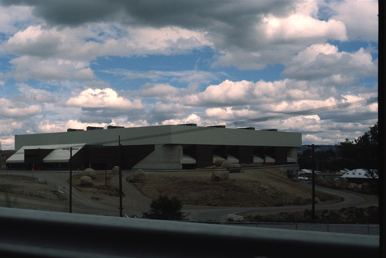 1977-09-R7-F25.jpg