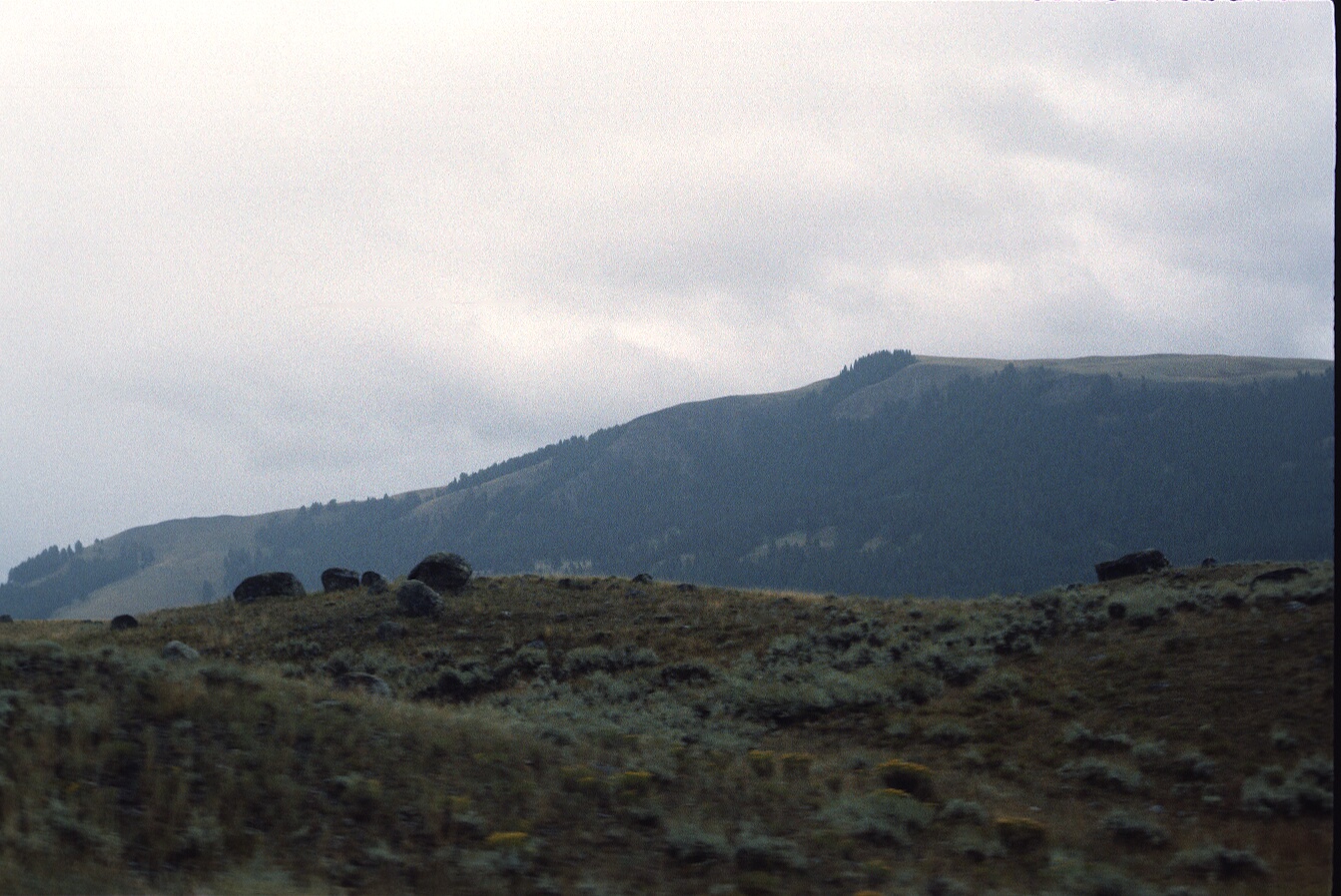 1977-09-R7-F7.jpg