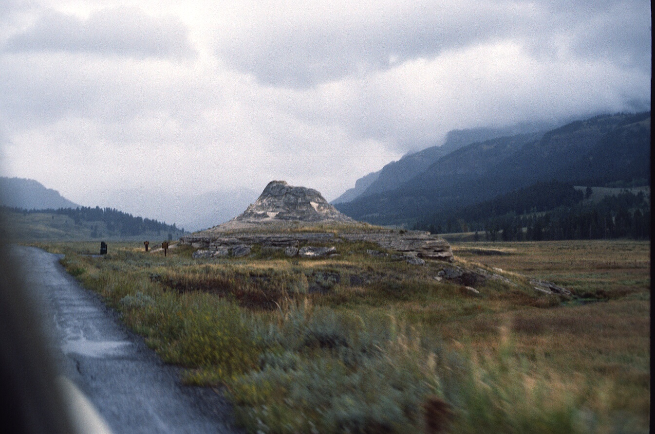 1977-09-R7-F9.jpg