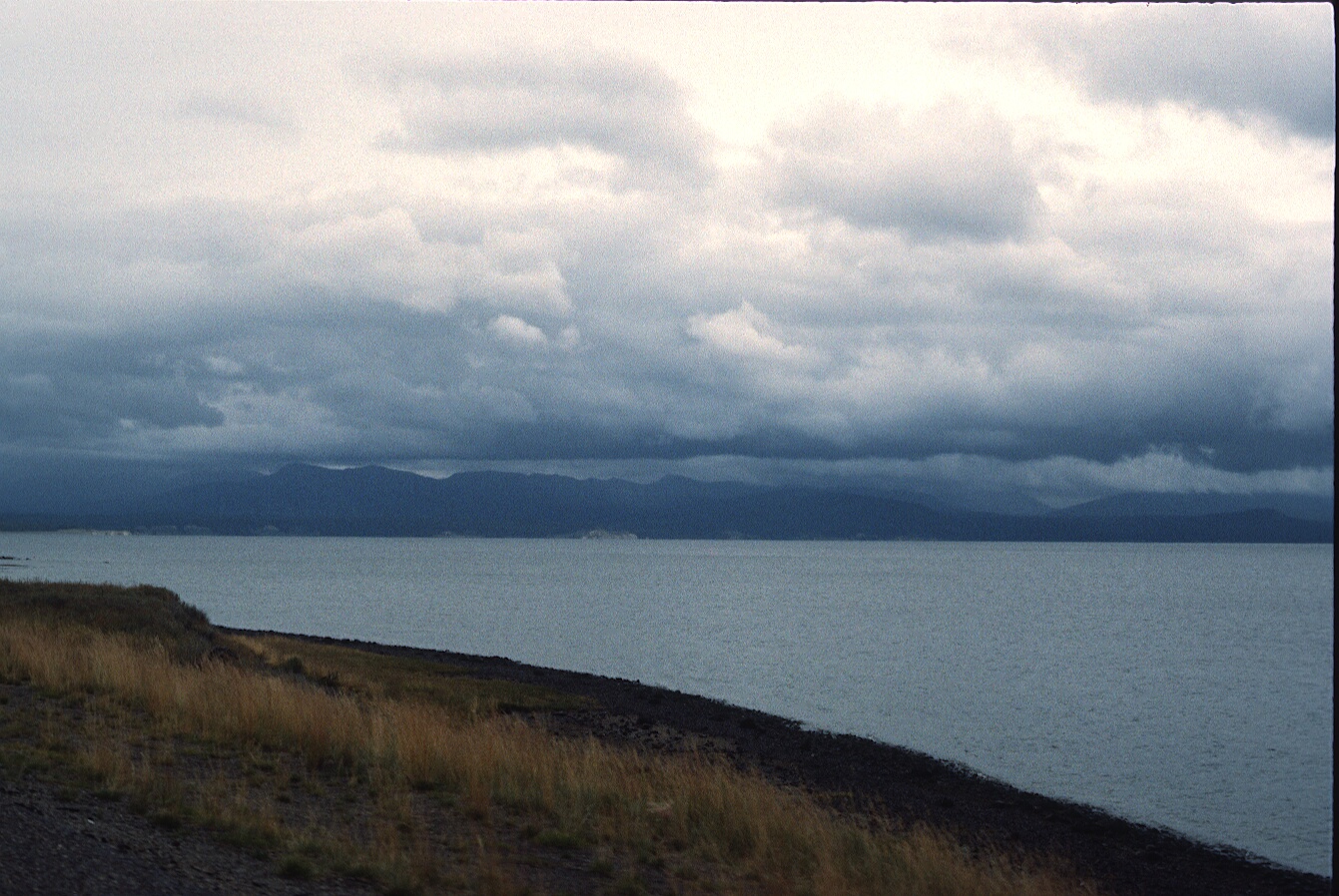 1977-09-R8-F28.jpg