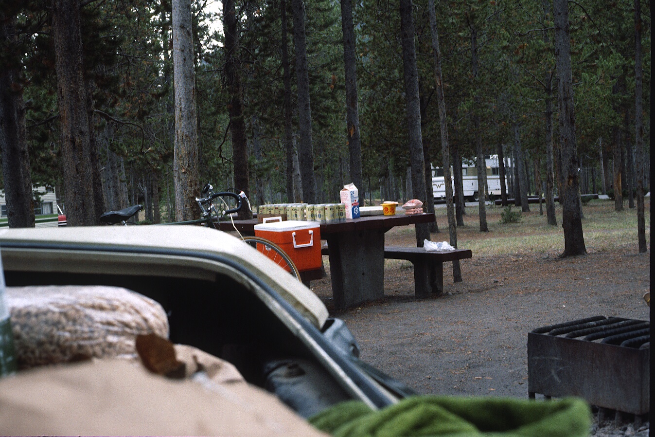 1977-09-R9-F1.jpg