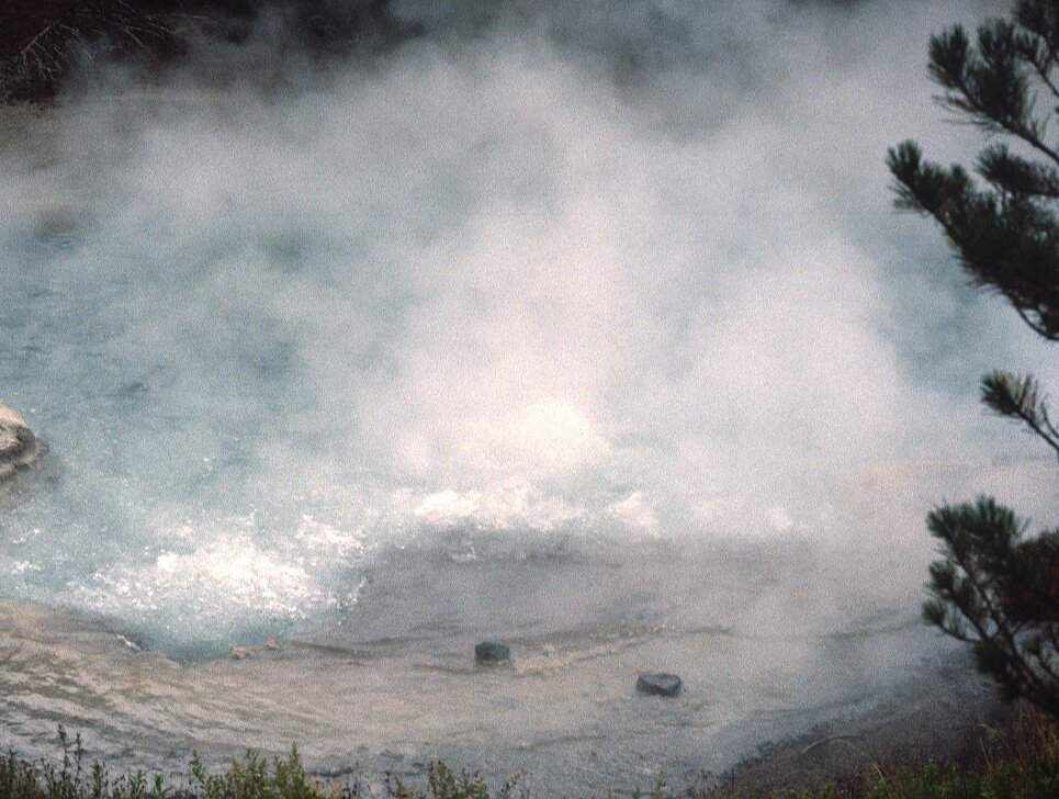 1977-09-R9-F19.jpg