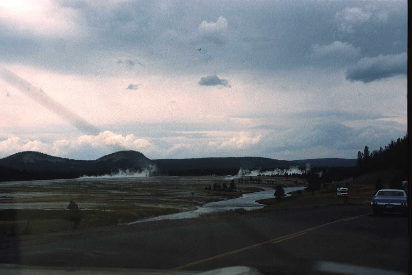 1977-09-R9-F32.jpg