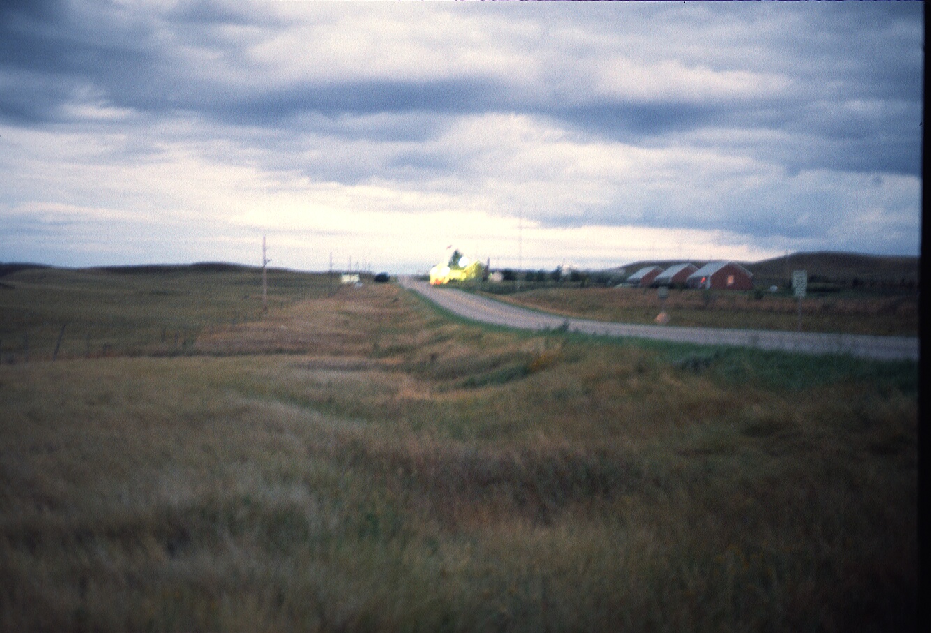 1977-10-R1-F14.jpg