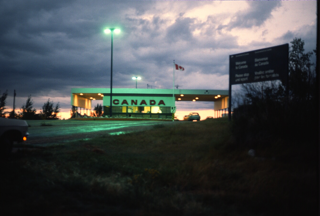 1977-10-R1-F17.jpg