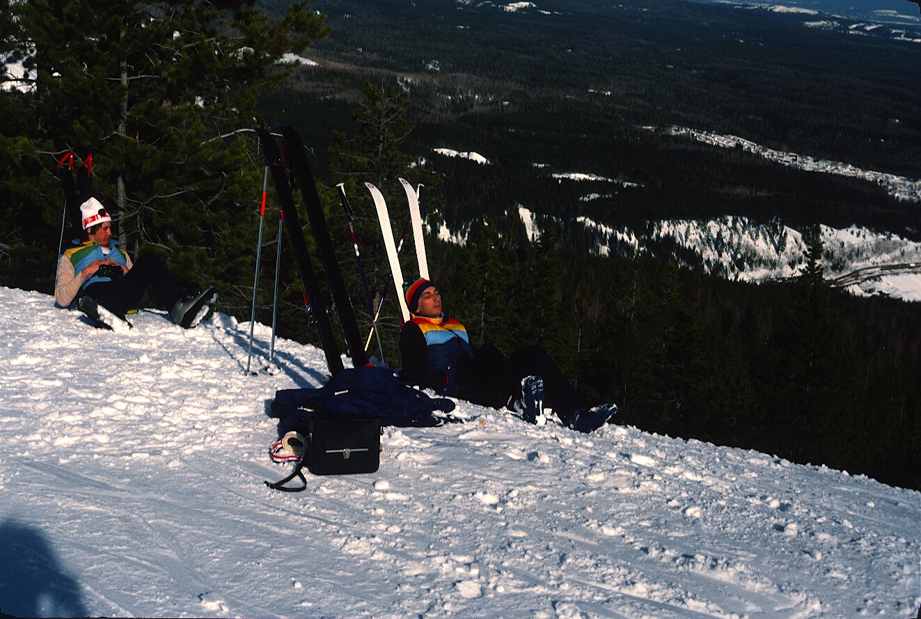 1978-03-R2-F16.jpg