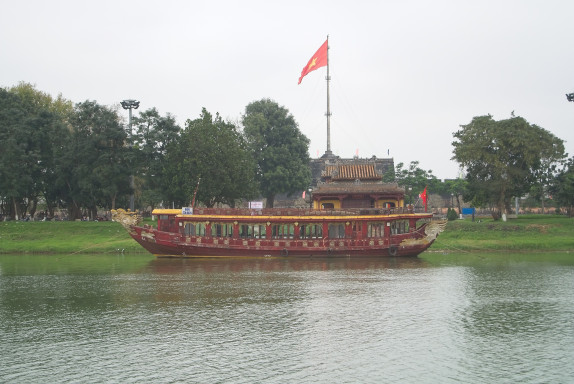 301-20120205-DSC_1721-Bklt.jpg