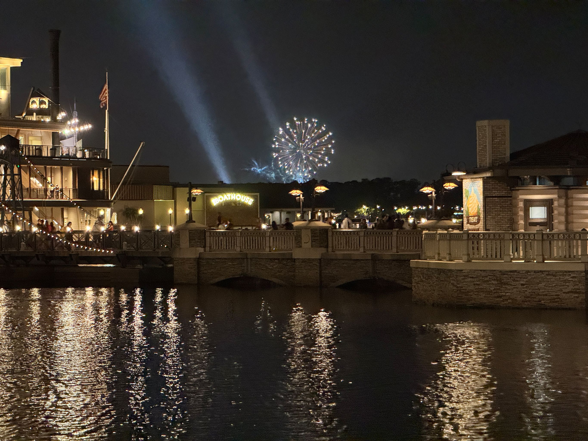 Web-WDW-03-009.jpg