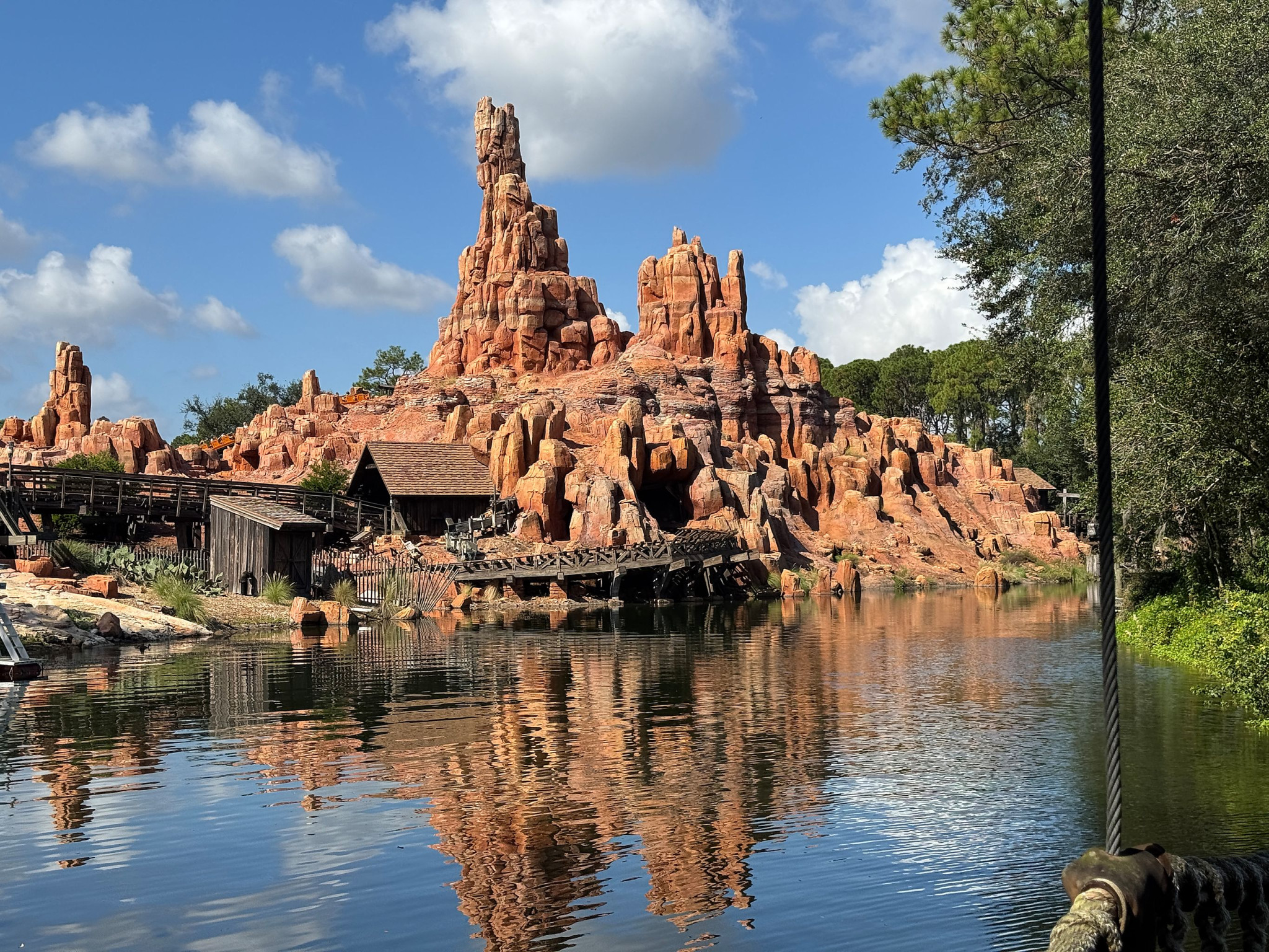 Web-WDW-09-056.jpg